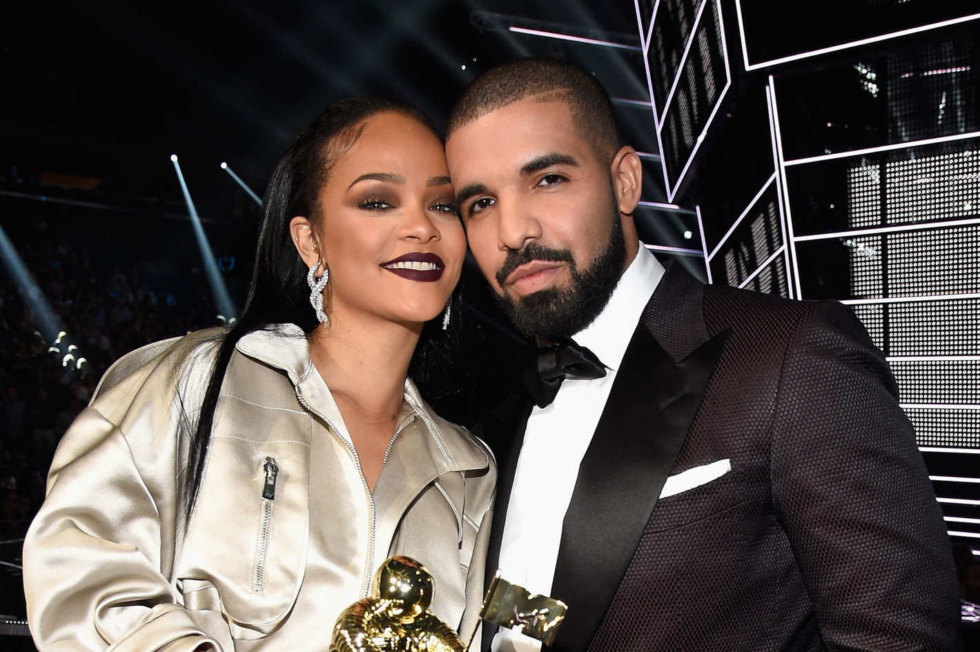 Drake Delights Dublin Crowd With Rihanna Praise