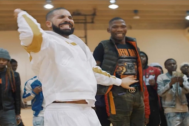 Drake Showcases His Dancing Skills Once Again