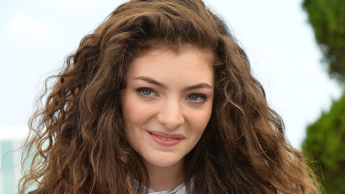 Lorde Pleases Fans with Music Recommendations