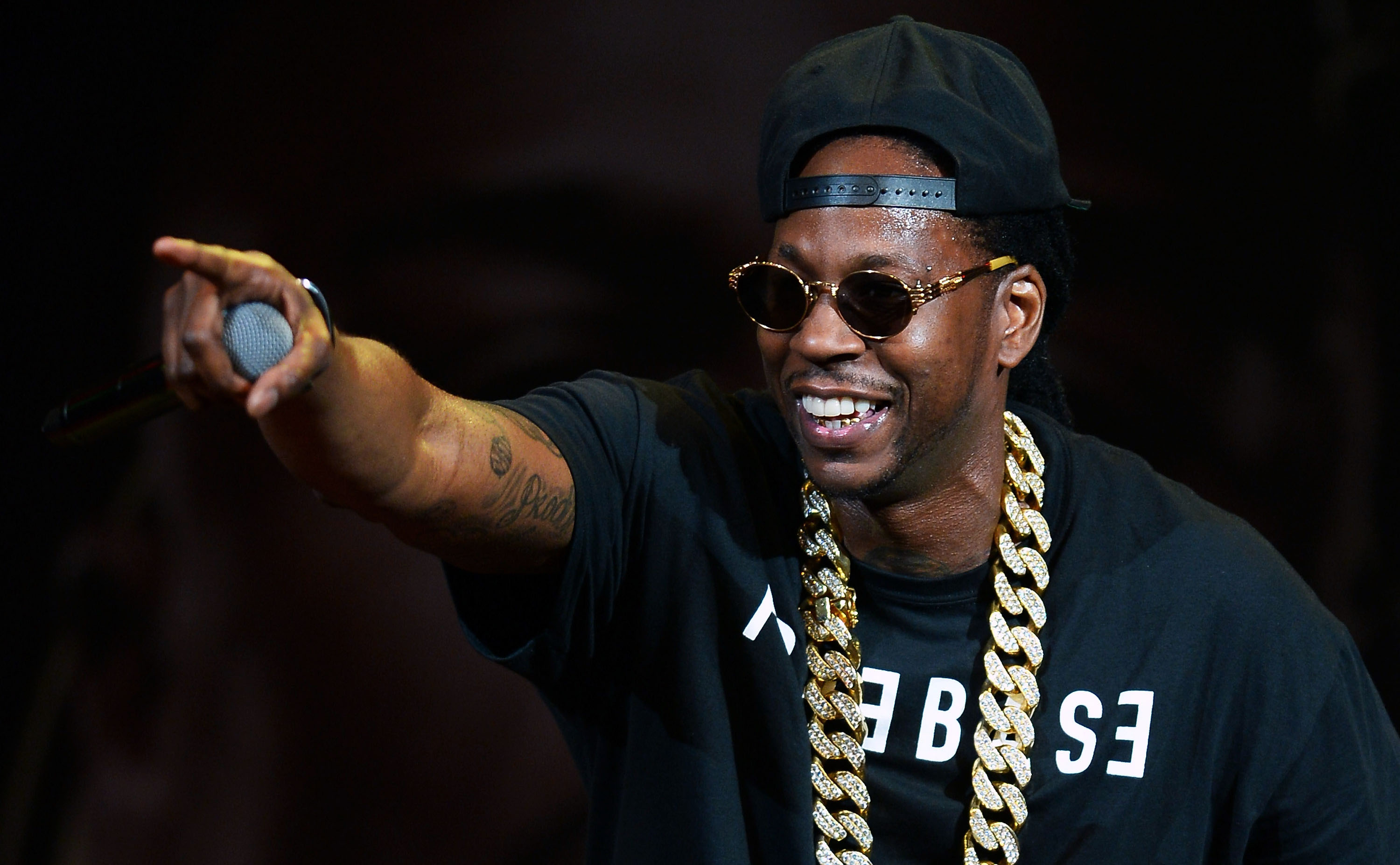 2 Chainz Gets Together with the Migos and Launches New Music Video