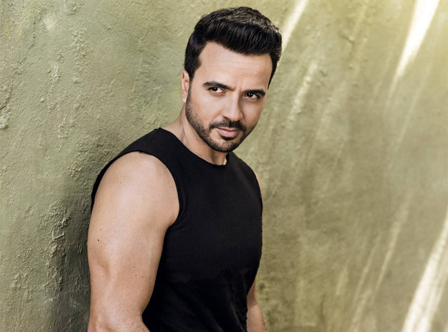 Luis Fonsi Pleads People to Support Puerto Rico and Mexico